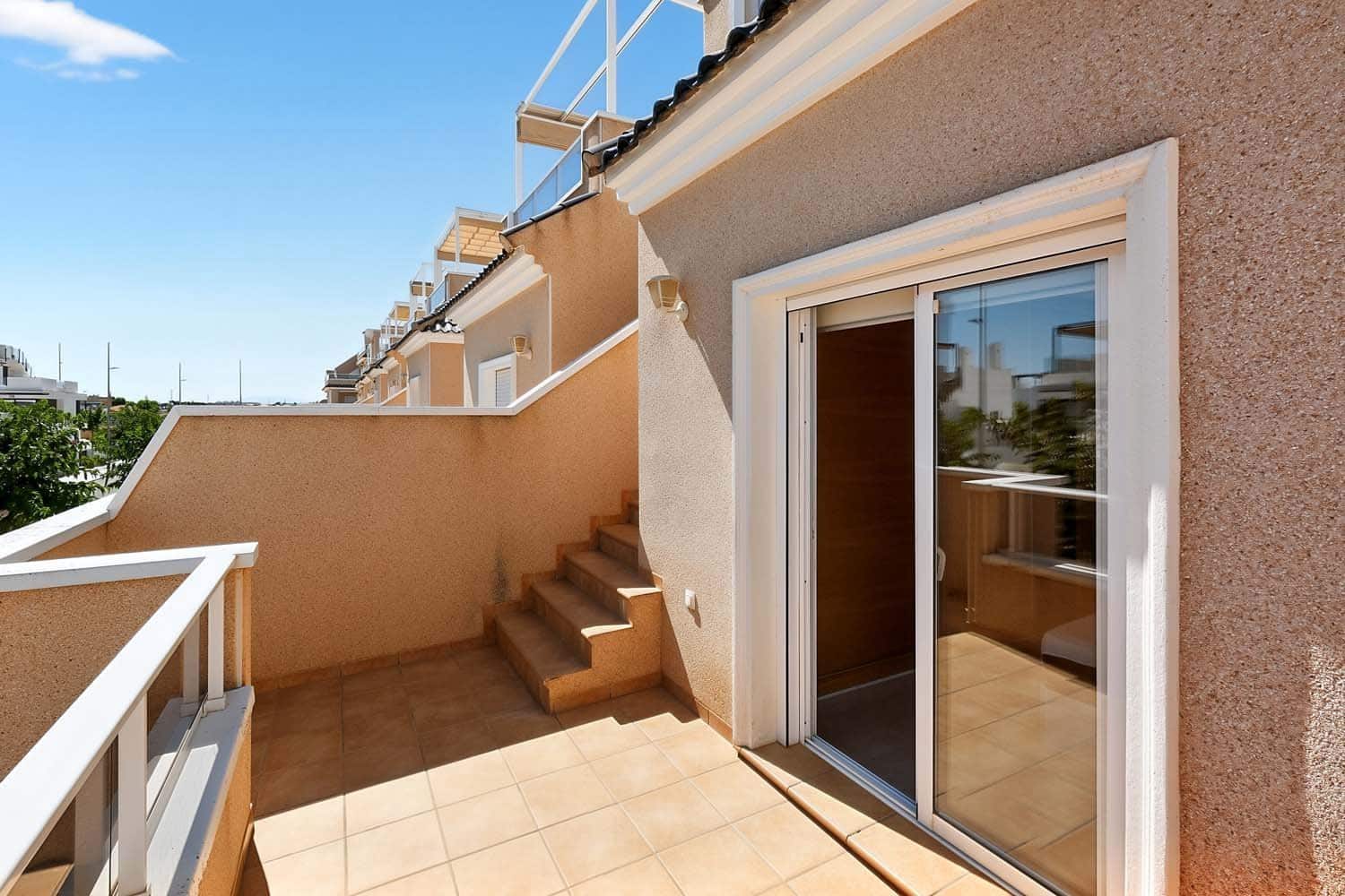 3 soveværelse Byhus til salg i Torre de la Horadada - € 365.000 (Ref: 9941826)