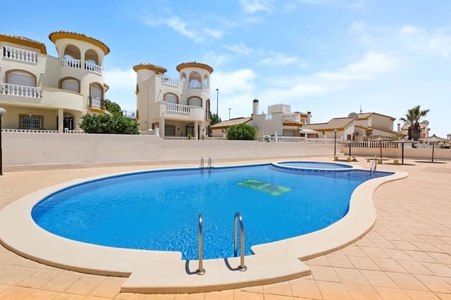 2 soveværelse Villa til salg i Pinar de Campoverde, Pilar de la Horadada - € 210.000 (Ref: 9956223)