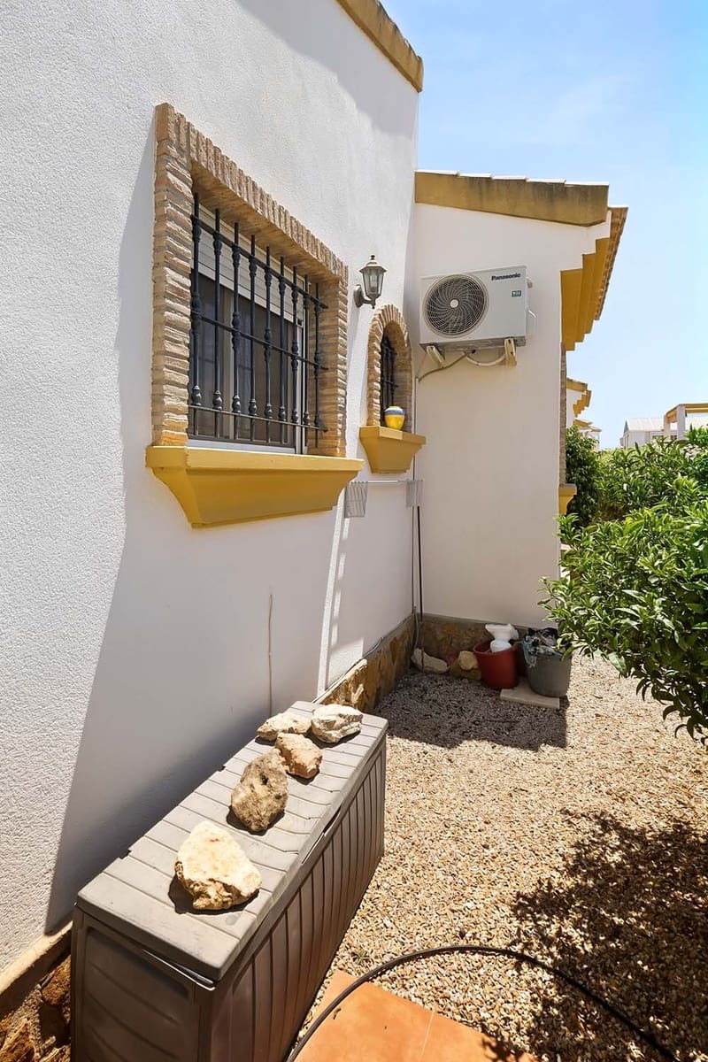 2 soveværelse Villa til salg i Pinar de Campoverde - € 210.000 (Ref: 9956223)