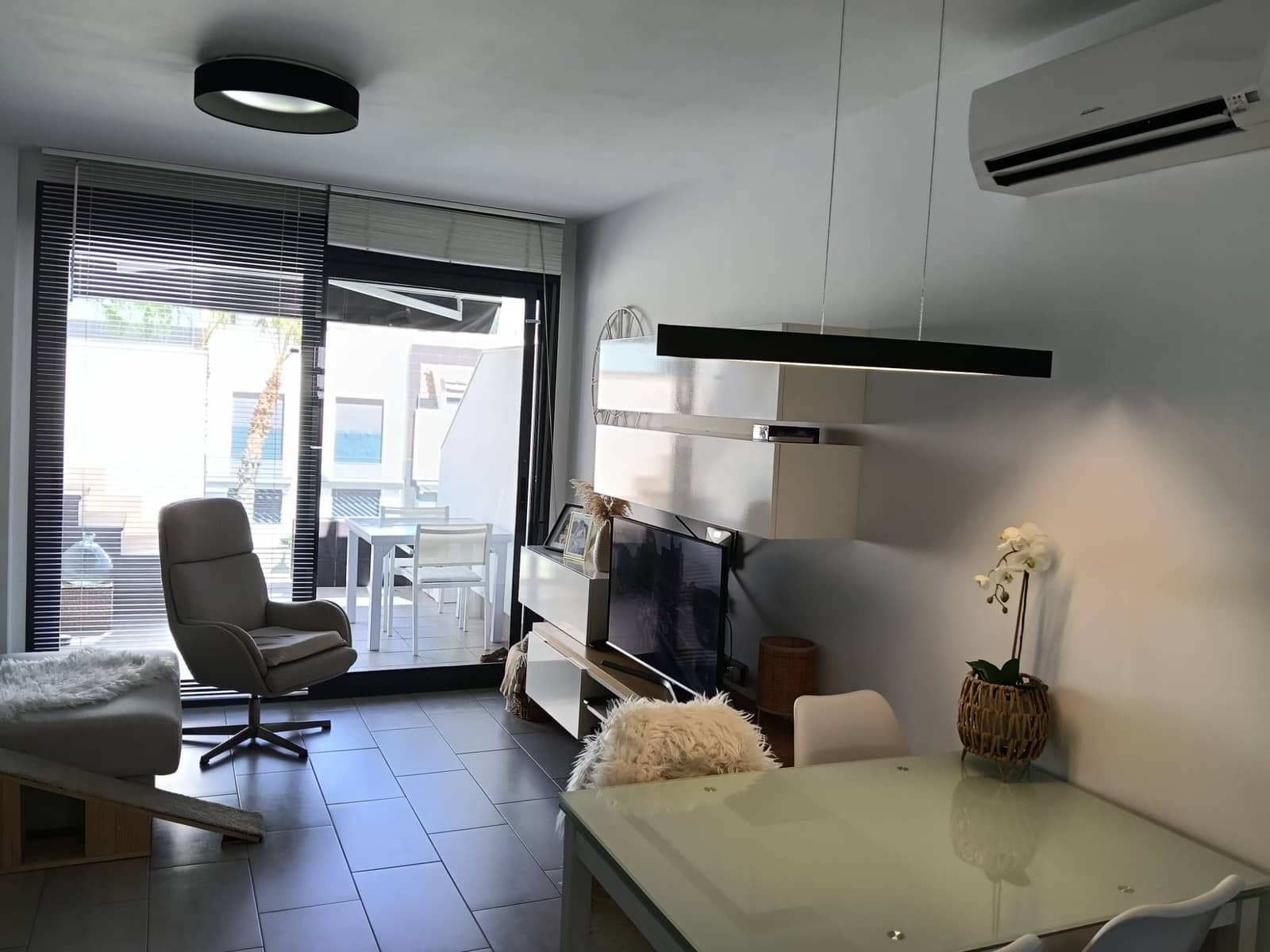 2 soveværelse Lejlighed til salg i Punta Prima med garage - € 298.900 (Ref: 9973825)