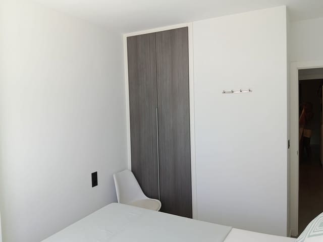 2 soveværelse Lejlighed til salg i Punta Prima, Torrevieja med garage - € 298.900 (Ref: 9973825)
