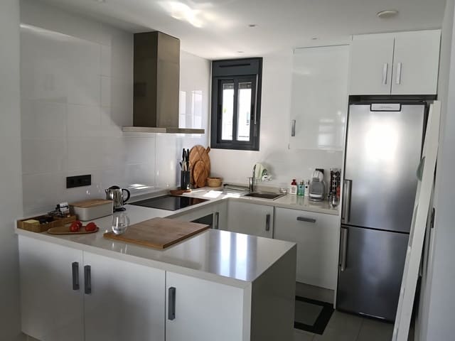 2 soveværelse Lejlighed til salg i Punta Prima, Torrevieja med garage - € 298.900 (Ref: 9973825)