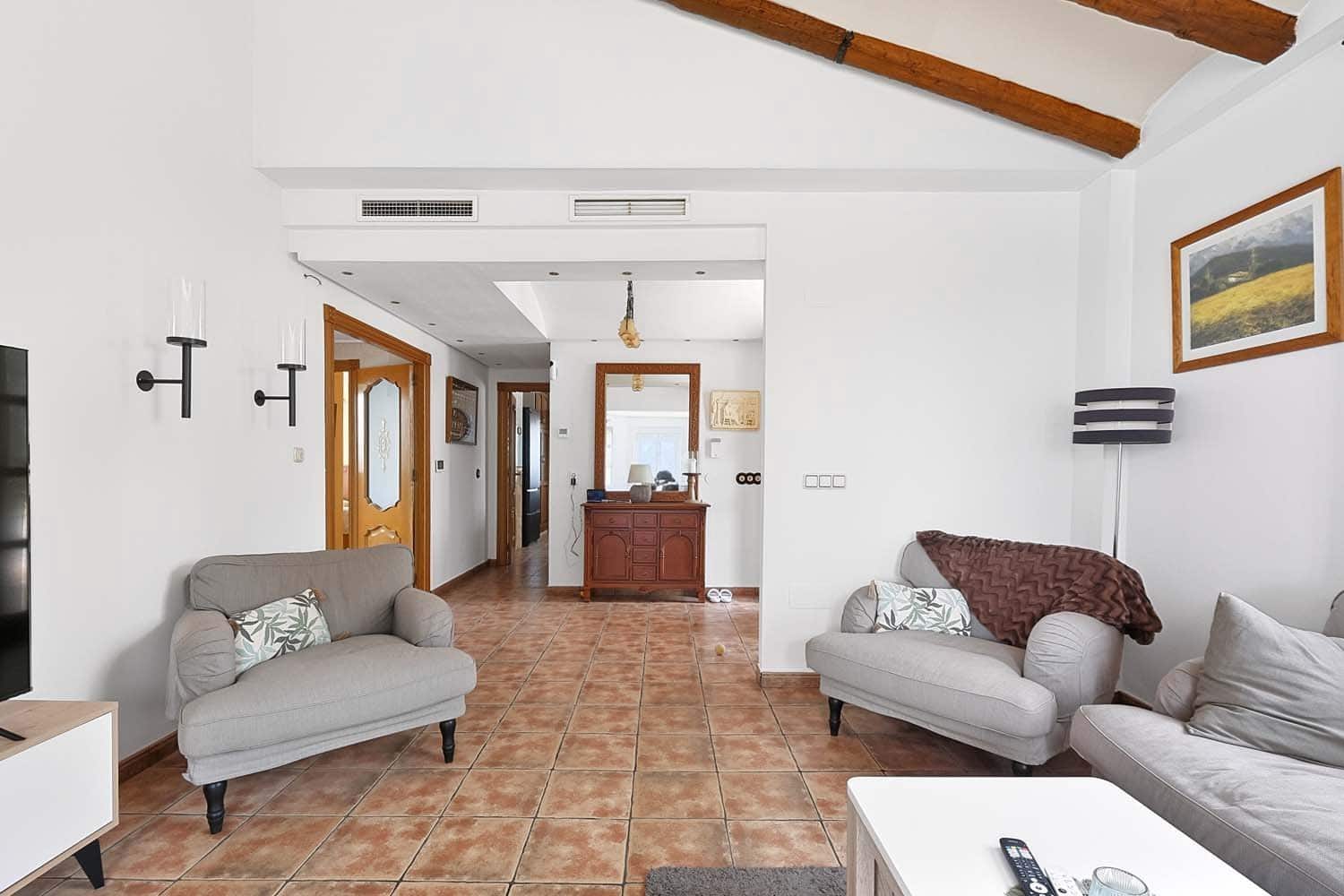3 bedroom Villa for sale in Bigastro - € 425,000 (Ref: 9981369)