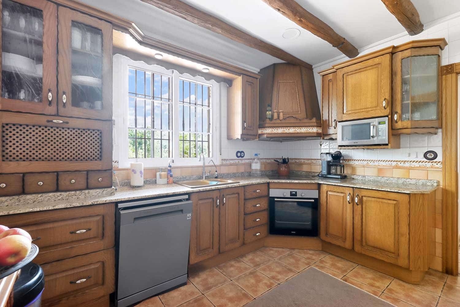 3 bedroom Villa for sale in Bigastro - € 425,000 (Ref: 9981369)