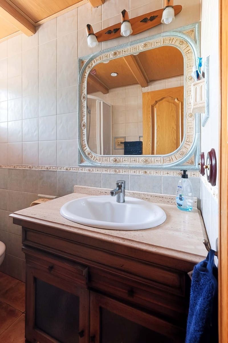 3 bedroom Villa for sale in Bigastro - € 425,000 (Ref: 9981369)