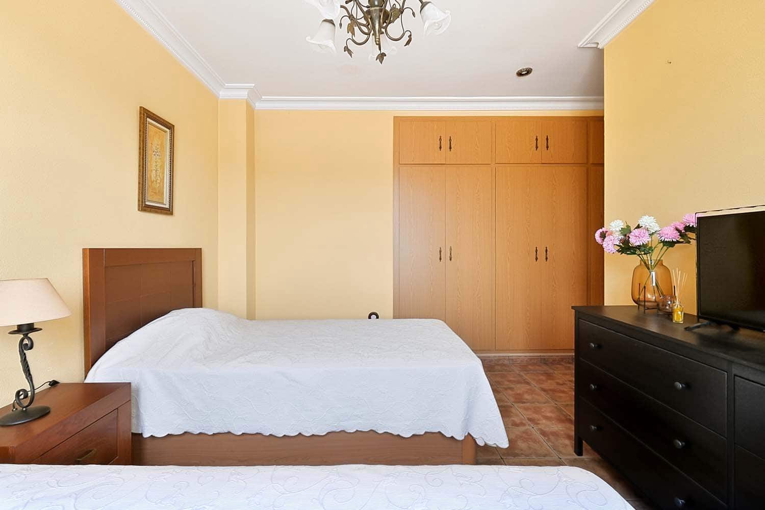 3 bedroom Villa for sale in Bigastro - € 425,000 (Ref: 9981369)