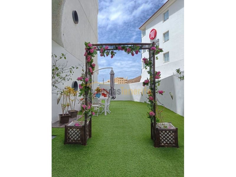 2 sovrum Lägenhet till salu i Arona - 499 900 € (Ref: 9591858)