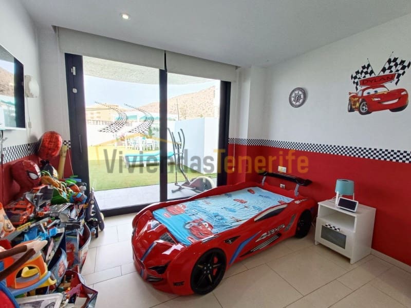 2 sovrum Lägenhet till salu i Arona - 499 900 € (Ref: 9591858)