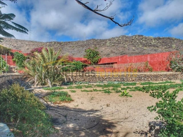 5 makuuhuone Huvila myytävänä paikassa Las Chafiras (San Miguel), San Miguel de Abona mukana uima-altaan 
autotalli - 1 190 000 € (Ref: 9591859)