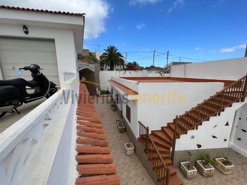 5 bedroom Finca/Country House for sale in Los Blanquitos with garage - € 379,000 (Ref: 9591860)