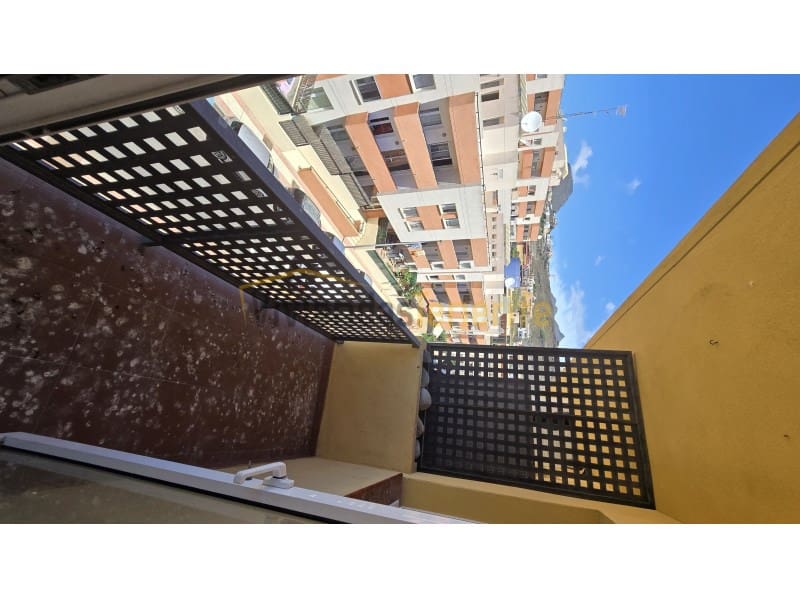 3 chambre Appartement à vendre à Cabo Blanco avec garage - 225 000 € (Ref: 9591861)