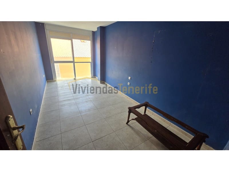 3 chambre Appartement à vendre à Cabo Blanco avec garage - 225 000 € (Ref: 9591861)