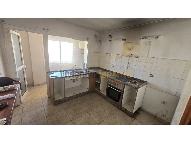 3 chambre Appartement à vendre à Cabo Blanco avec garage - 225 000 € (Ref: 9591861)