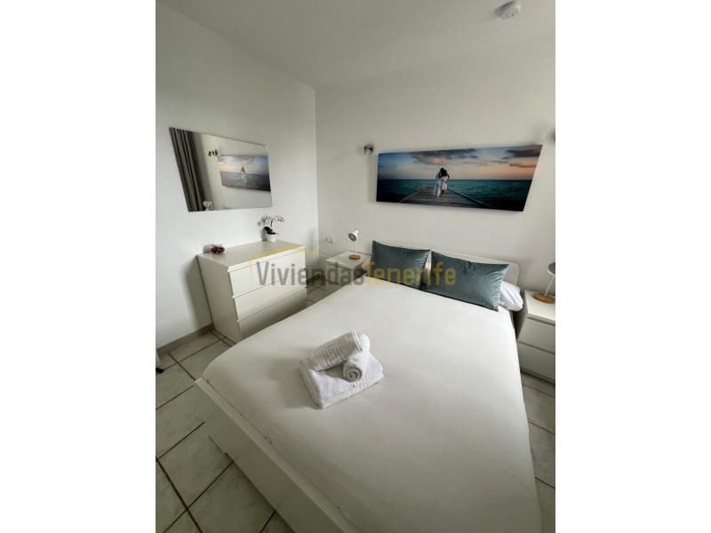 1 bedroom Apartment for holiday rental in Los Cristianos - € 170 (Ref: 9591863)