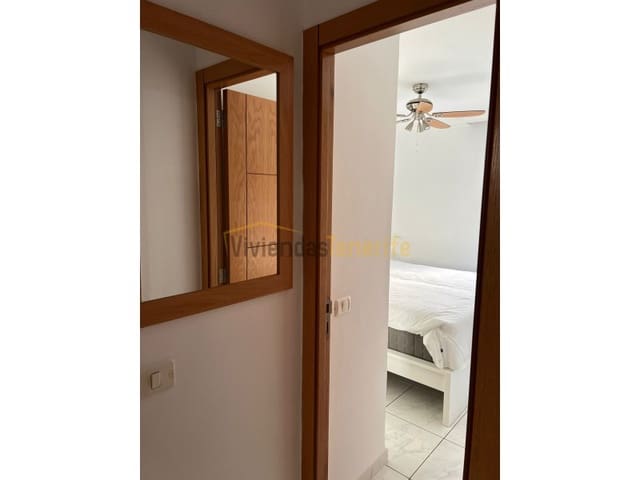 2 bedroom Apartment for holiday rental in Los Cristianos, Arona - € 220 (Ref: 9591864)