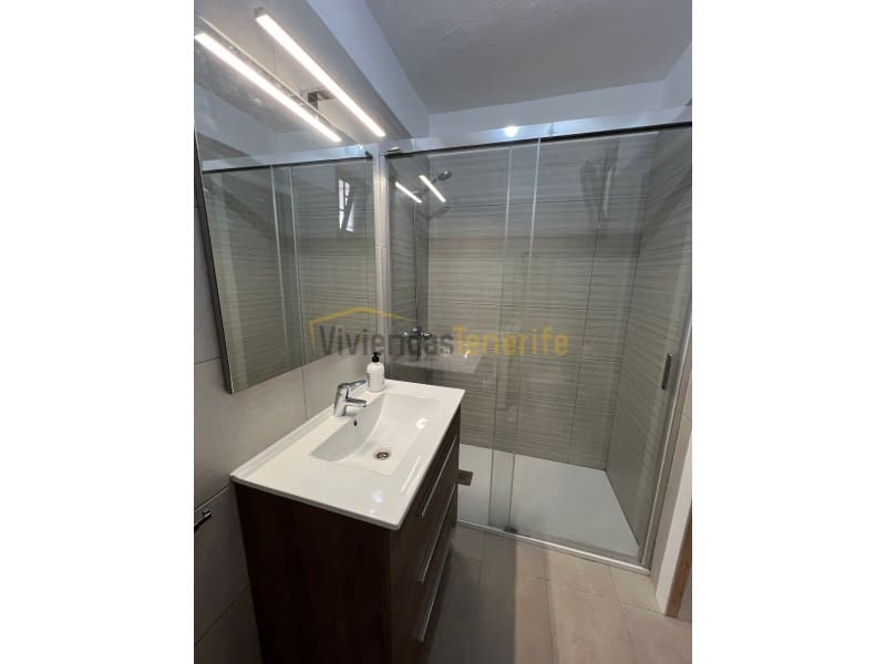 1 bedroom Apartment for holiday rental in Los Cristianos - € 170 (Ref: 9591865)