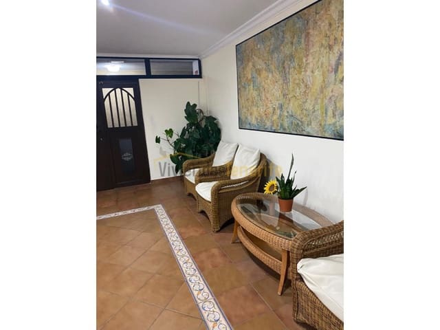 1 slaapkamer Appartement te huur in Los Cristianos, Arona - € 2.100 (Ref: 9591868)