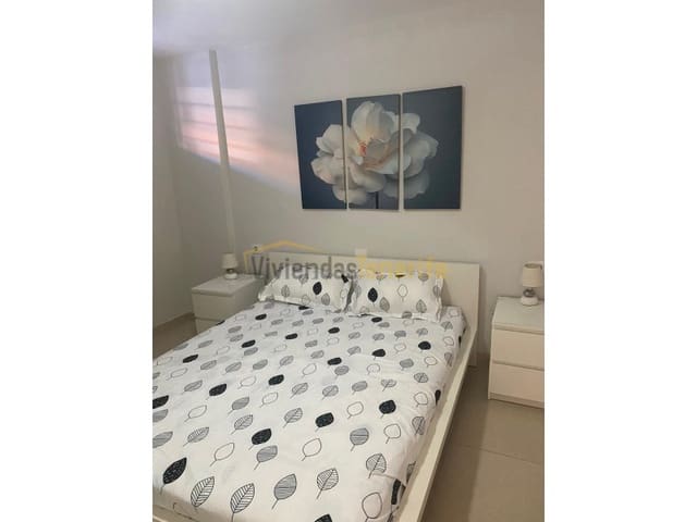 1 slaapkamer Appartement te huur in Los Cristianos, Arona - € 2.100 (Ref: 9591868)