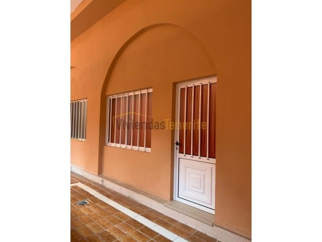 Local Comercial de 2 habitaciones en San Eugenio Alto, Adeje en venta - 147.000 € (Ref: 9591869)