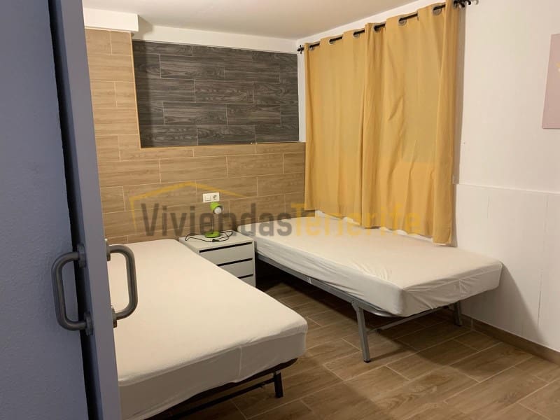 Local Comercial de 2 habitaciones en Costa Adeje en venta - 147.000 € (Ref: 9591869)