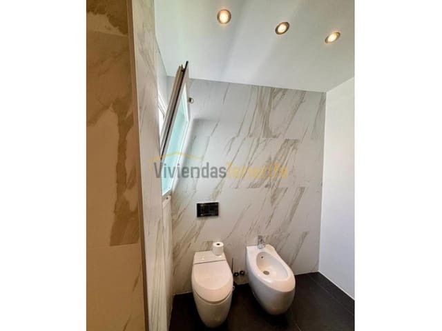 3 soveværelse Villa til salg i San Eugenio Alto, Adeje - € 999.000 (Ref: 9591871)