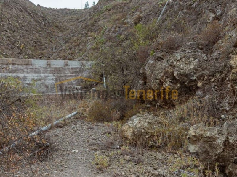 Maalaistalo myytävänä paikassa Arona - 100 000 € (Ref: 9591873)