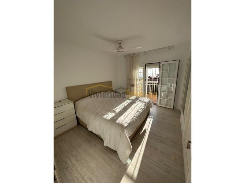 5 sovrum Villa till salu i Playa del Duque med garage - 895 000 € (Ref: 9591875)