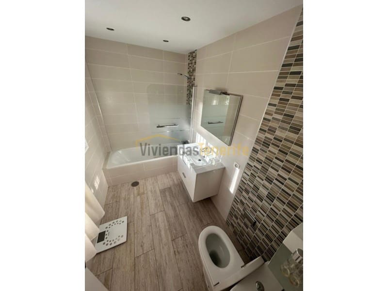 5 sovrum Villa till salu i Playa del Duque med garage - 895 000 € (Ref: 9591875)