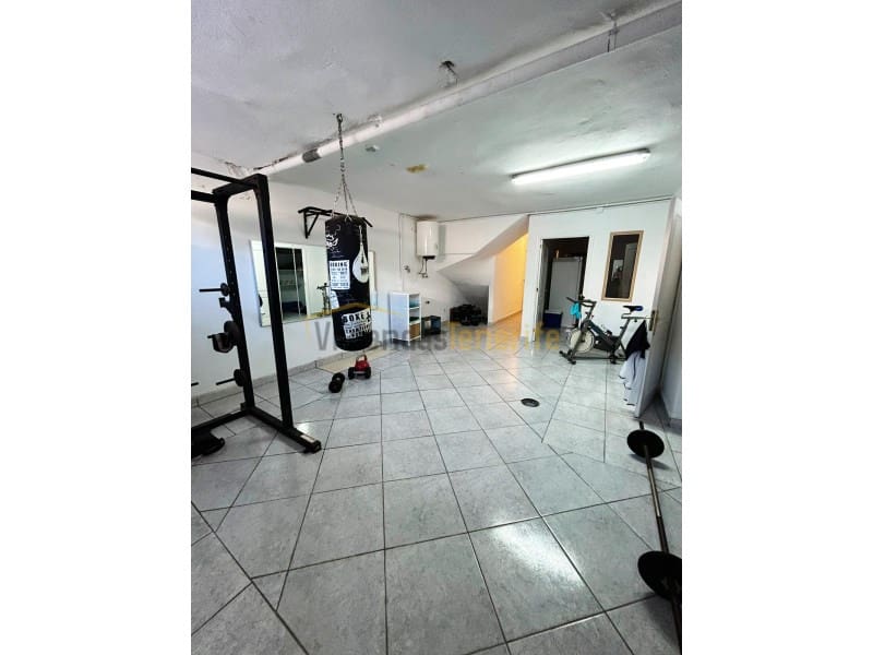 5 sovrum Villa till salu i Playa del Duque med garage - 895 000 € (Ref: 9591875)