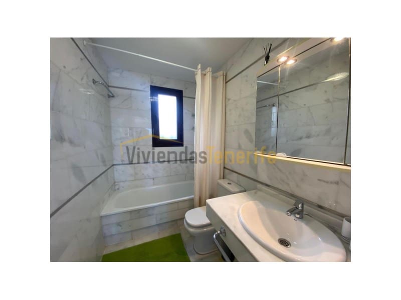 4 soverom Villa til salgs i San Miguel de Abona med svømmebasseng garasje - € 830 000 (Ref: 9591877)