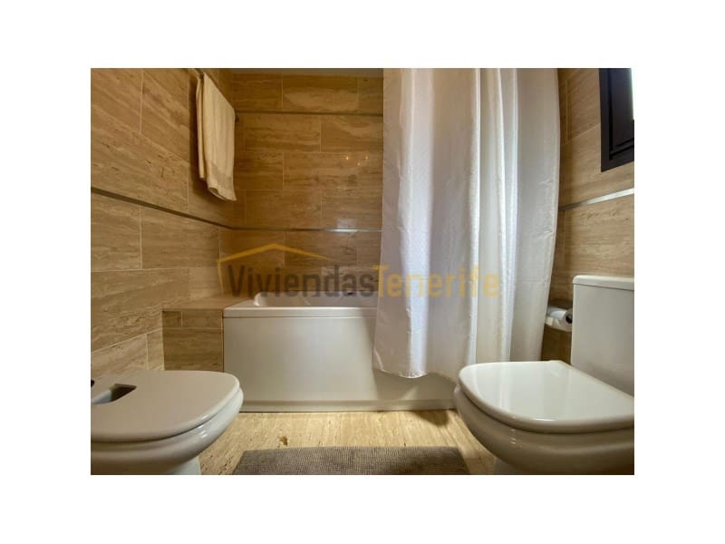 4 soverom Villa til salgs i San Miguel de Abona med svømmebasseng garasje - € 830 000 (Ref: 9591877)