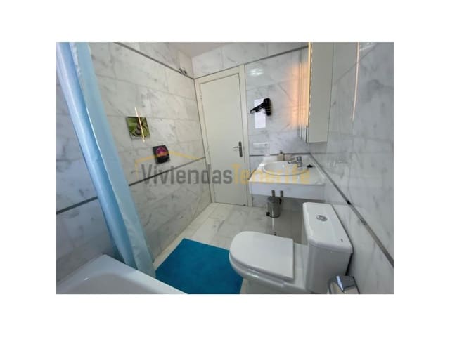 4 makuuhuone Huvila myytävänä paikassa San Miguel de Abona mukana uima-altaan 
autotalli - 830 000 € (Ref: 9591877)