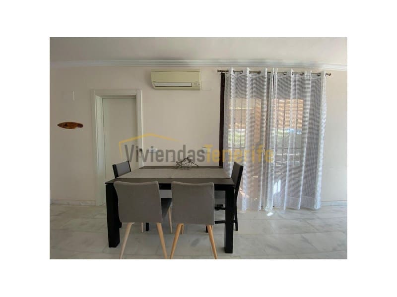 4 soverom Villa til salgs i San Miguel de Abona med svømmebasseng garasje - € 830 000 (Ref: 9591877)