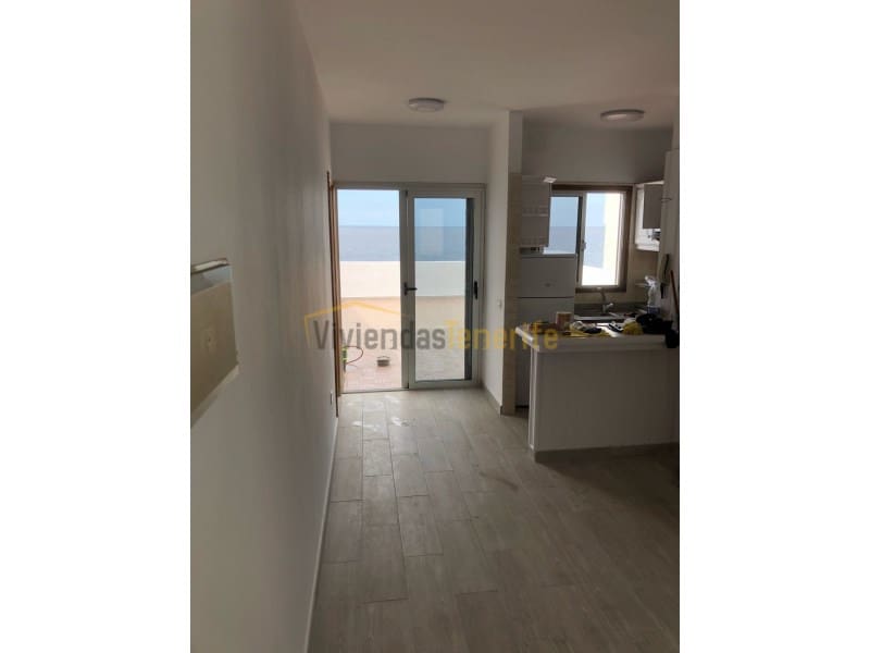 Huoneisto myytävänä paikassa Los Abrigos - 890 000 € (Ref: 9591879)