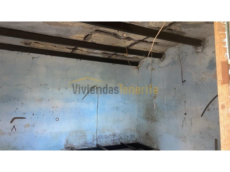 3 makuuhuone Maalaistalo myytävänä paikassa Playa San Juan - 140 000 € (Ref: 9591884)