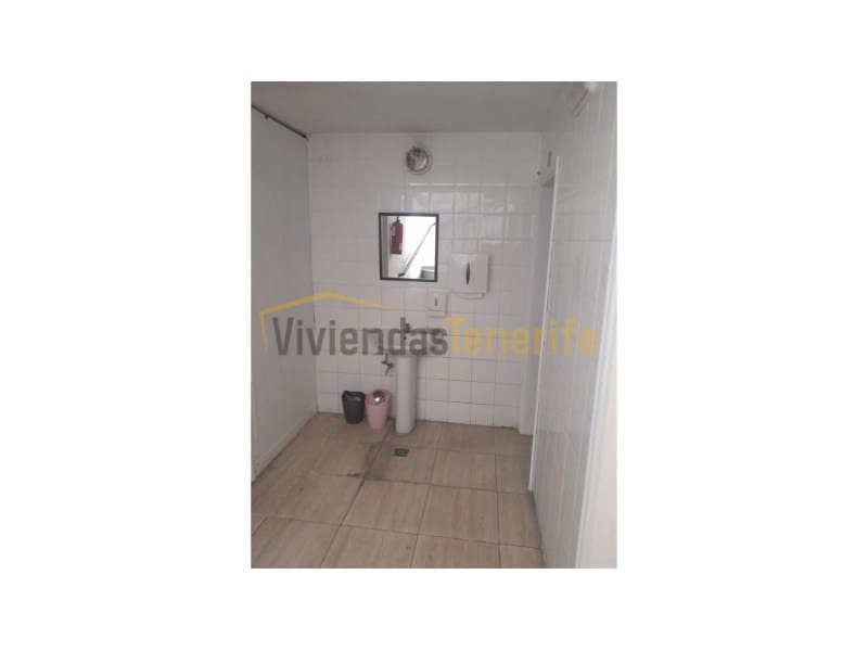 Commercial for sale in Las Chafiras (San Miguel) - € 300,000 (Ref: 9591886)