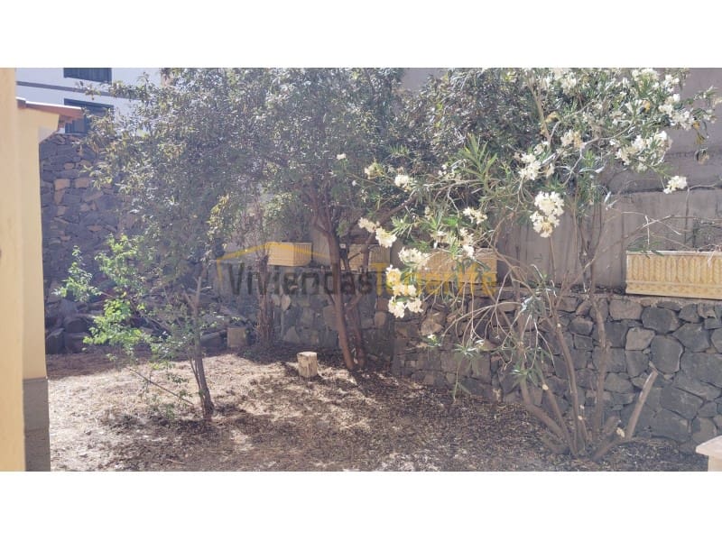 1 bedroom Townhouse for rent in Vilaflor with garage - € 850 (Ref: 9591889)