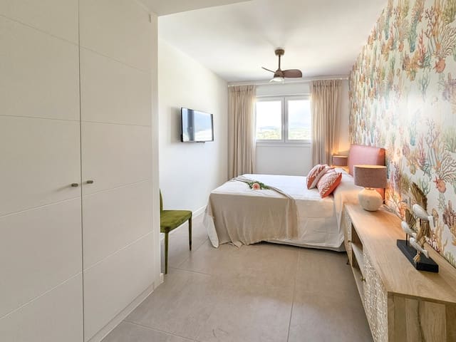 2 soveværelse Lejlighed til leje i Estepona - € 1.750 (Ref: 9161828)