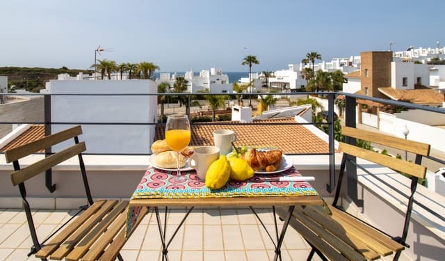 5 bedroom Villa for holiday rental in Conil de la Frontera with pool garage - € 2,800 (Ref: 9161830)