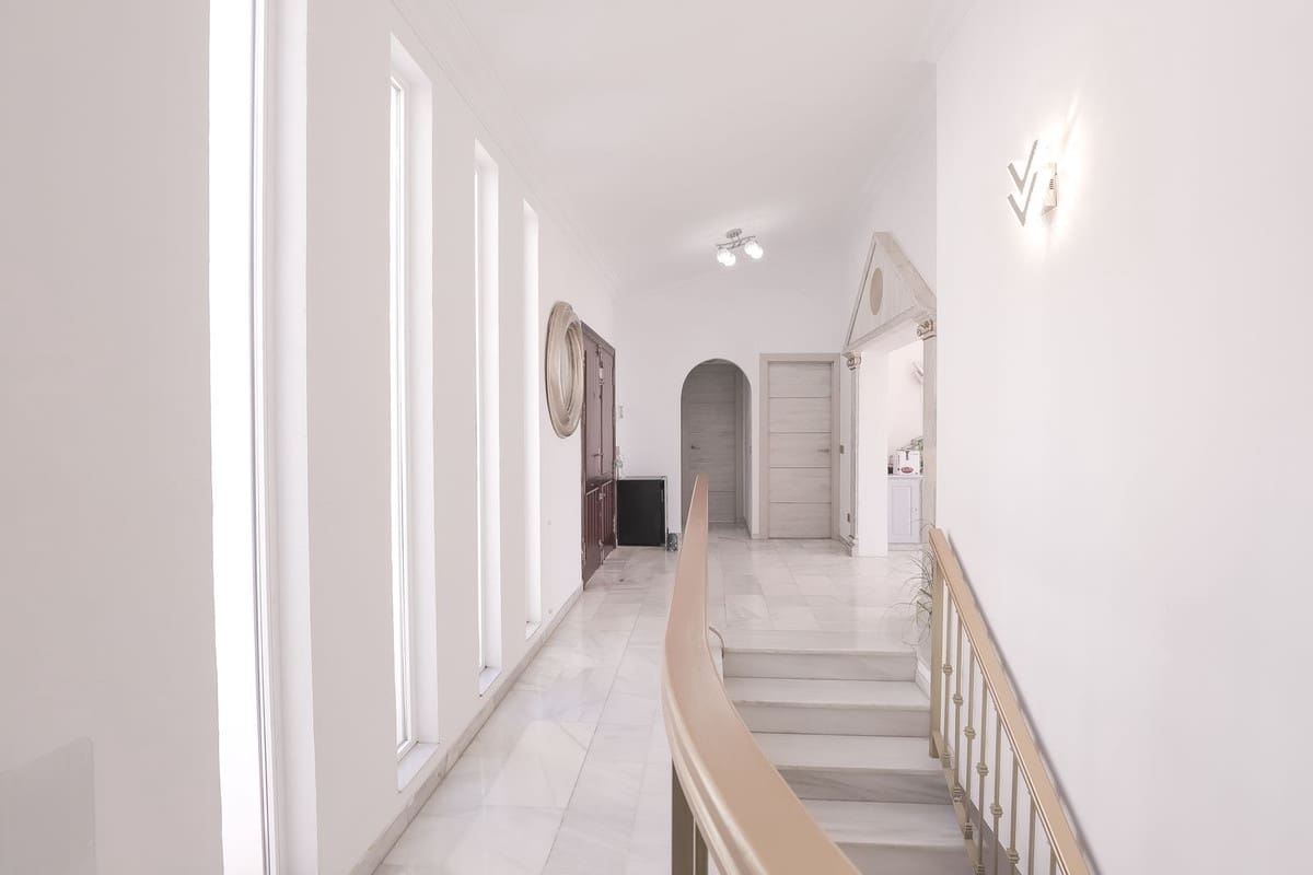 4 camera da letto Villa in vendita in Calahonda con piscina garage - 1.250.000 € (Rif: 9337059)