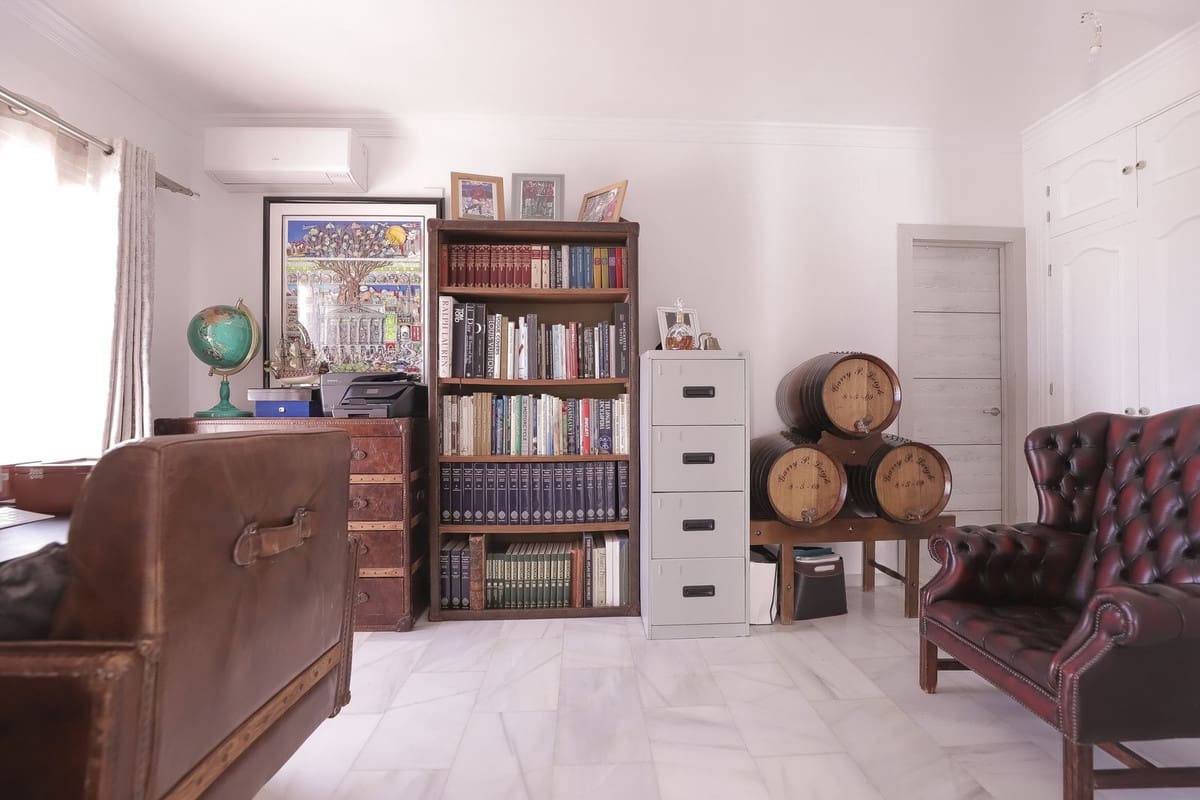 4 camera da letto Villa in vendita in Calahonda con piscina garage - 1.250.000 € (Rif: 9337059)