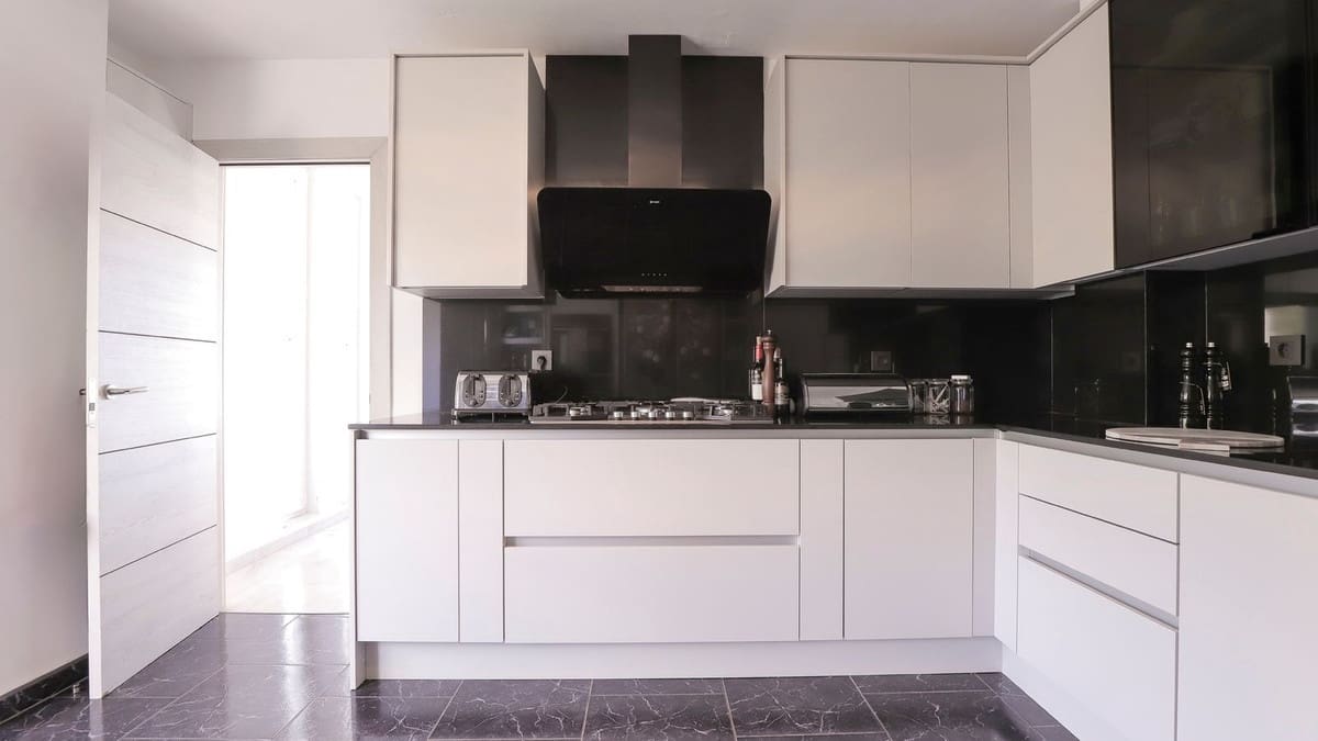 4 camera da letto Villa in vendita in Calahonda con piscina garage - 1.250.000 € (Rif: 9337059)