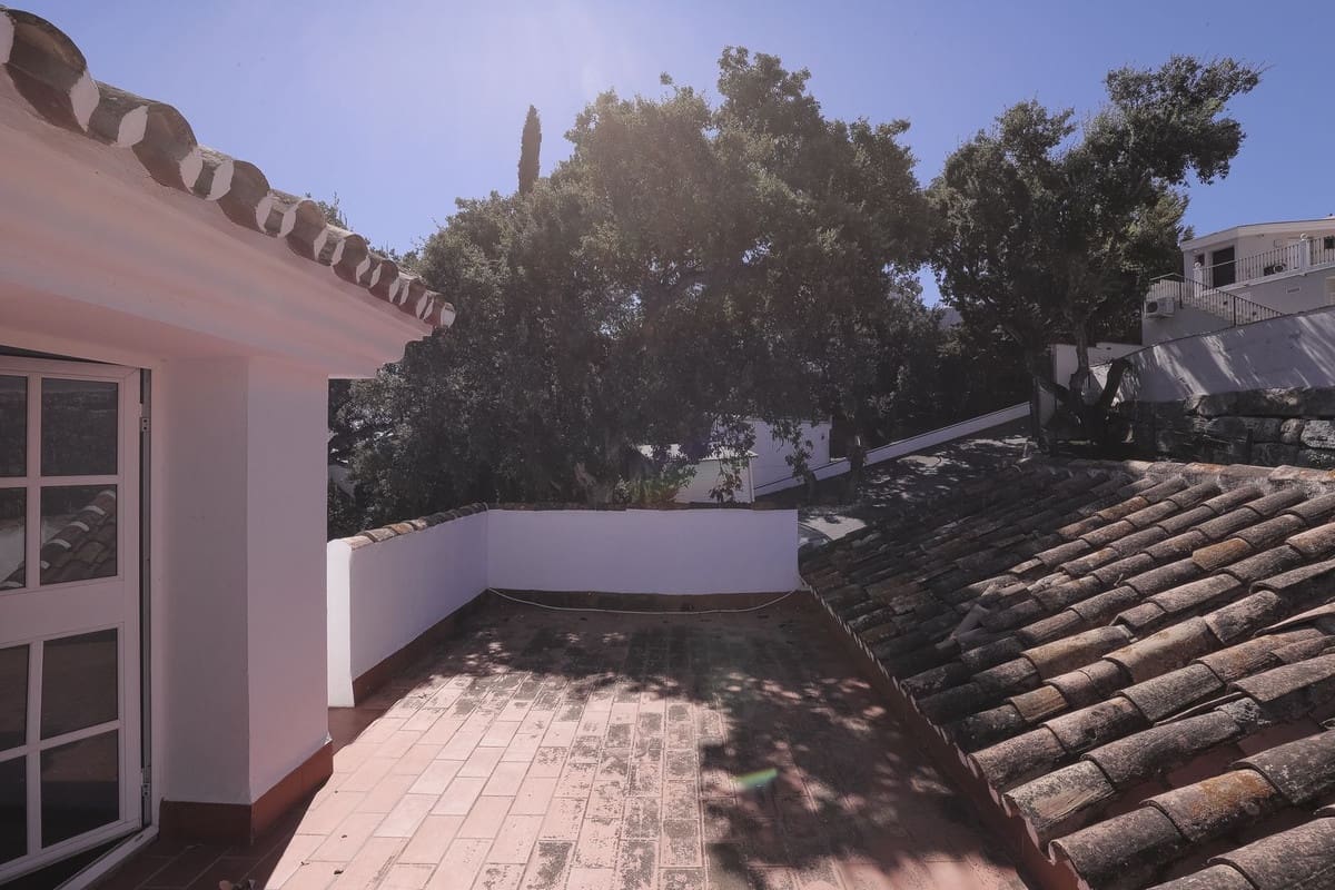 4 camera da letto Villa in vendita in Calahonda con piscina garage - 1.250.000 € (Rif: 9337059)