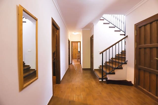 4 sovrum Villa till salu i Viñuela med pool garage - 595 000 € (Ref: 9337061)