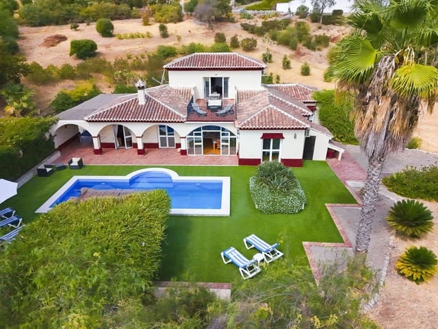 4 sovrum Villa till salu i Viñuela med pool garage - 595 000 € (Ref: 9337061)