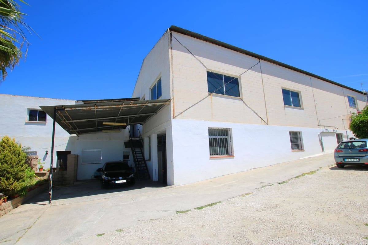 Komercyjne na sprzedaż w Alhaurin el Grande z garażem - 1 499 000 € (Ref: 9337064)