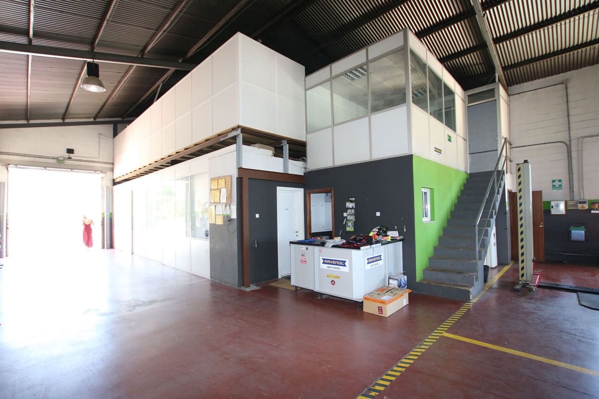 Komercyjne na sprzedaż w Alhaurin el Grande z garażem - 1 499 000 € (Ref: 9337064)