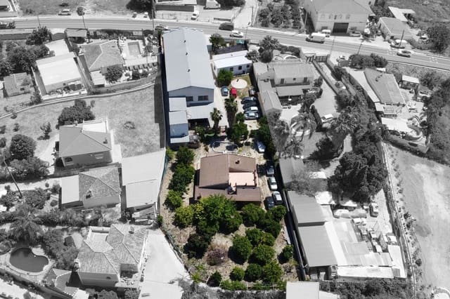 Komercyjne na sprzedaż w Alhaurín el Grande z garażem - 1 499 000 € (Ref: 9337064)