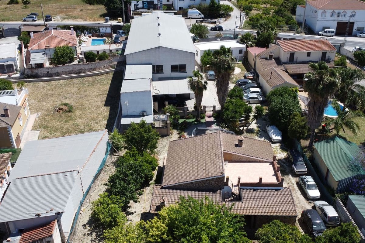 Komercyjne na sprzedaż w Alhaurin el Grande z garażem - 1 499 000 € (Ref: 9337064)