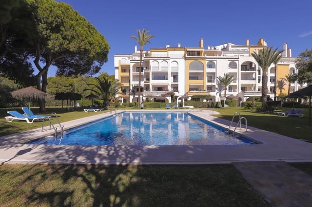 3 chambre Appartement à vendre à Cabopino, Marbella avec piscine - 1 050 000 € (Ref: 9402688)